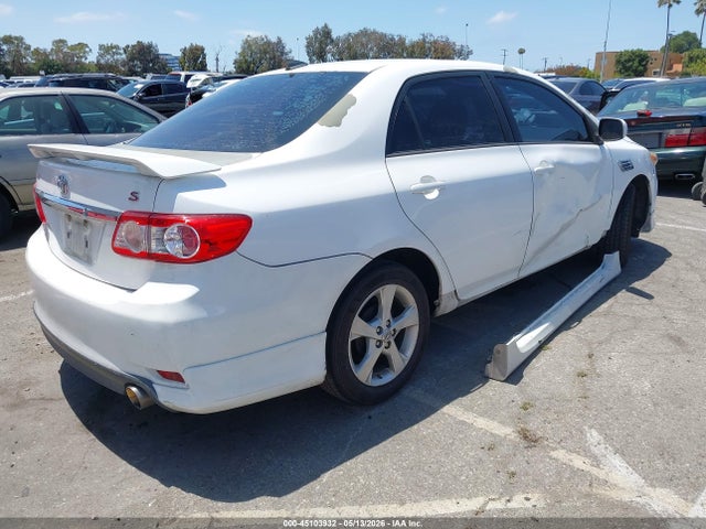 45103932 :رقم المزاد ، 5YFBU4EE7DP189833 vin ، 2013 Toyota Corolla S مزاد بيع
