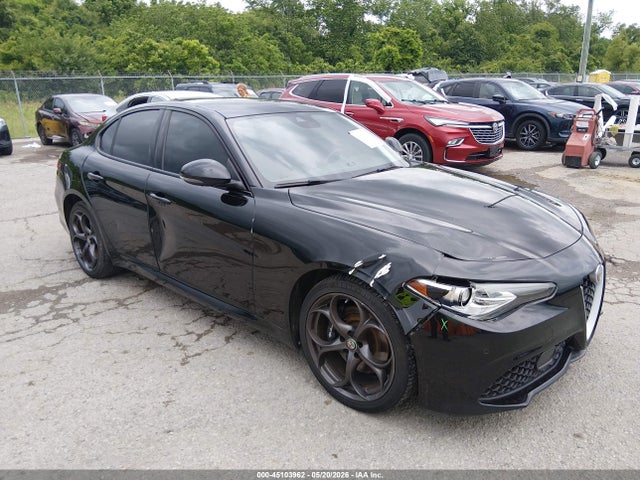 Auction sale of the 2019 Alfa Romeo Giulia Ti Sport Awd, vin: ZARFANBN4K7608245, lot number: 45103962