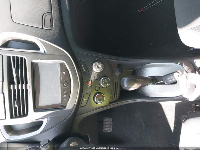 3GNCJKSB7GL221023 Chevrolet Trax 1ls