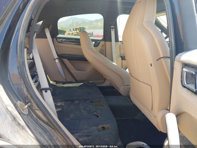 Porsche Cayenne 2022 WP1BA2AY0NDA50188 Image 8