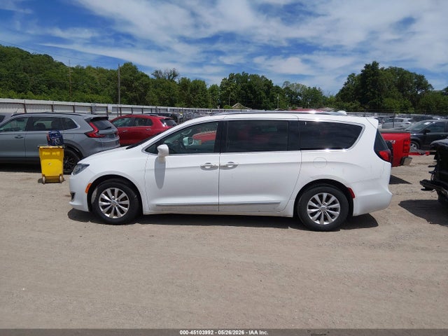 Chrysler Pacifica Touring L Plus 2018 2C4RC1EG6JR116952 Image 14