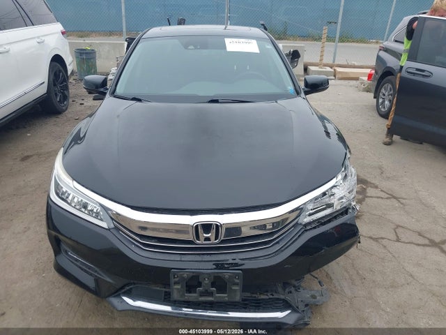 Продаж на аукціоні авто 2016 Honda Accord Touring, vin: 1HGCR3F90GA008020, номер лоту: 45103999