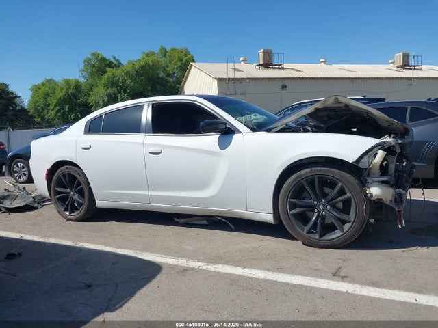 2C3CDXHG9HH505266 Dodge Charger Sxt Rwd