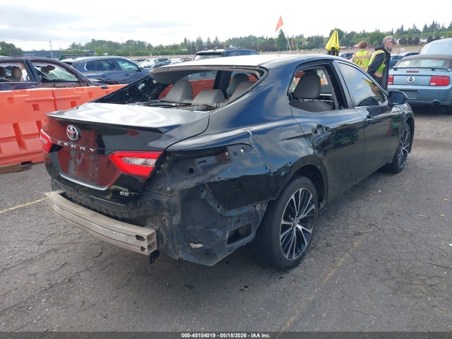 JTNB11HK0J3025784 Toyota CAMRY SE