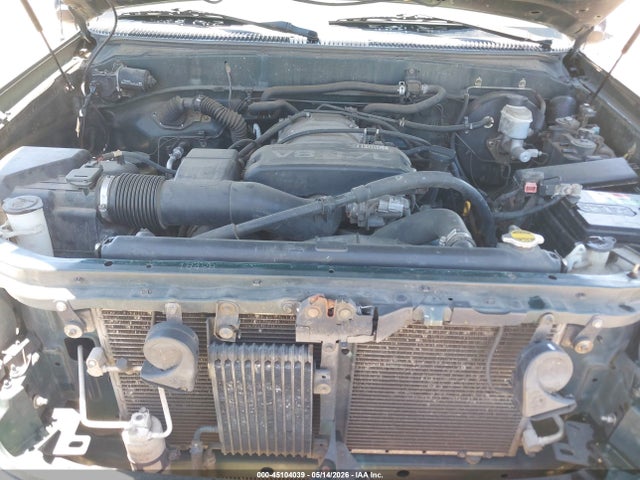 45104039 :رقم المزاد ، 5TBBT44141S162778 vin ، 2001 Toyota Tundra Sr5 V8 مزاد بيع