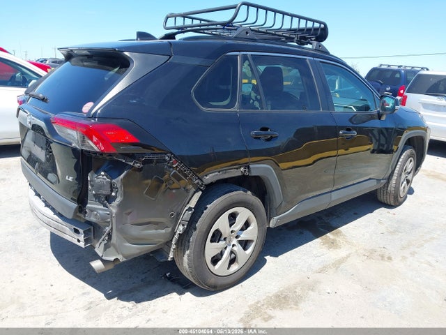 2T3K1RFV3MC169185 Toyota RAV4 LE