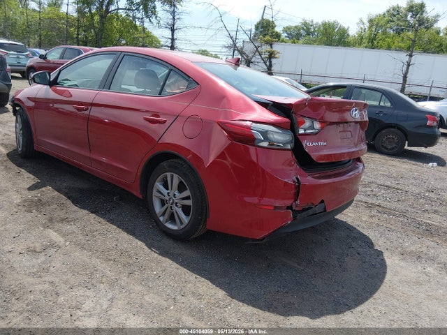45104059 :رقم المزاد ، KMHD84LF9HU218150 vin ، 2017 Hyundai Elantra Se مزاد بيع