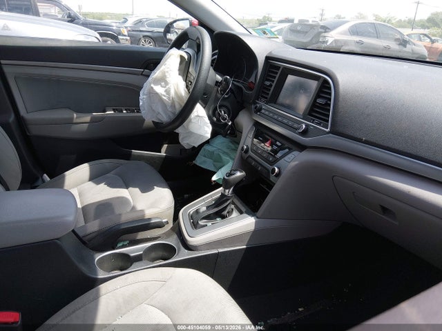 45104059 :رقم المزاد ، KMHD84LF9HU218150 vin ، 2017 Hyundai Elantra Se مزاد بيع