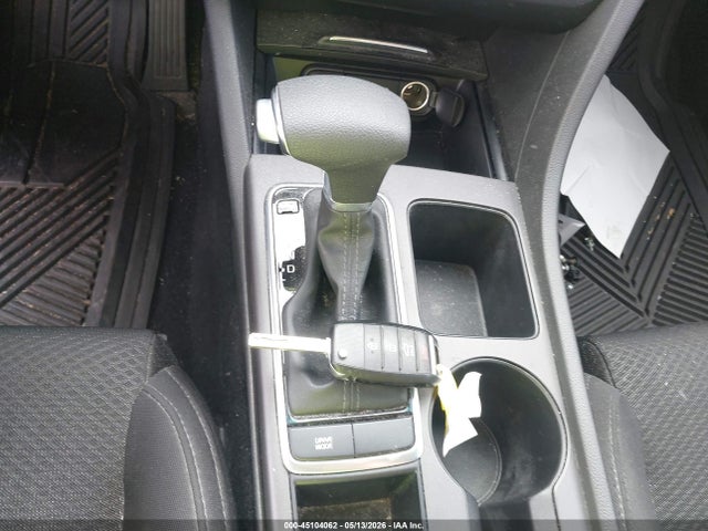 Продажа на аукционе авто 2017 Kia Optima Lx, vin: 5XXGT4L37HG125252, номер лота: 45104062