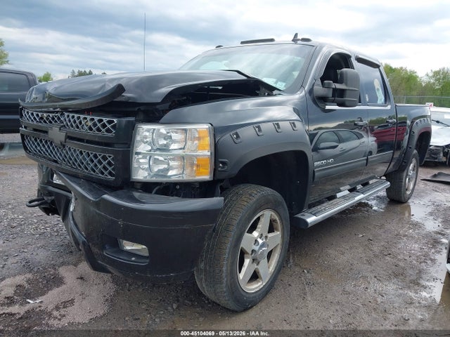 45104069 :رقم المزاد ، 1GC1KYE88EF180697 vin ، 2014 Chevrolet Silverado 2500hd Ltz مزاد بيع