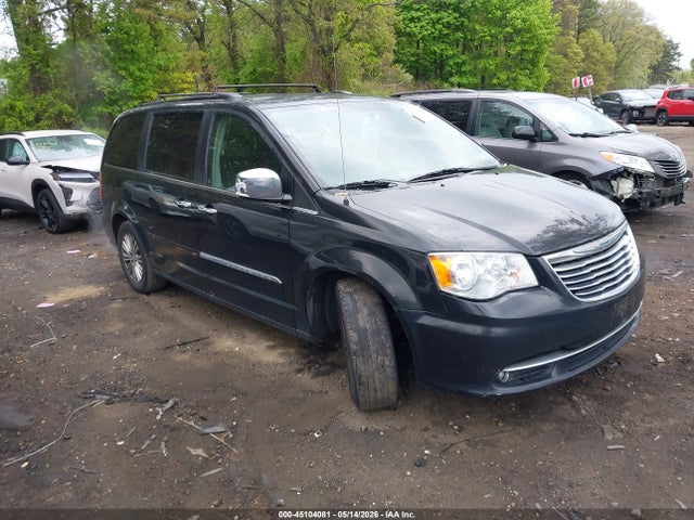 45104081 :رقم المزاد ، 2C4RC1CG1FR731483 vin ، 2015 Chrysler Town & Country Touring-l مزاد بيع