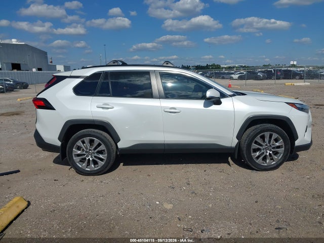 Toyota Rav4 Xle Premium 2024 2T3C1RFV0RW309851 Image 13