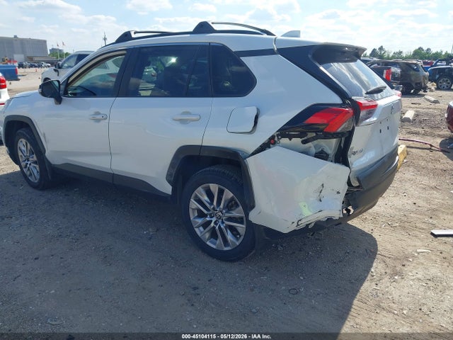 Toyota Rav4 Xle Premium 2024 2T3C1RFV0RW309851 Image 3