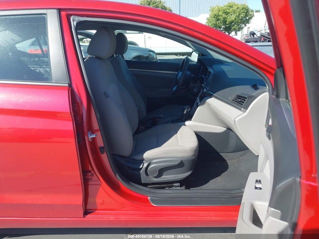 45104128 :رقم المزاد ، 5NPD84LF1LH505618 vin ، 2020 Hyundai Elantra Sel مزاد بيع