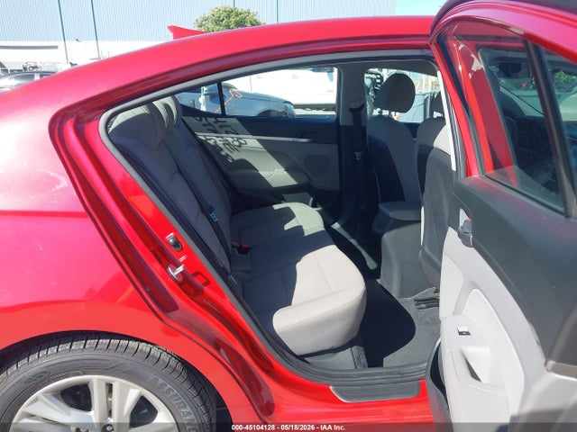 45104128 :رقم المزاد ، 5NPD84LF1LH505618 vin ، 2020 Hyundai Elantra Sel مزاد بيع