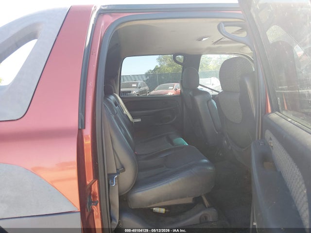 Продажа на аукционе авто 2002 Chevrolet Avalanche 2500, vin: 3GNGK23G12G168801, номер лота: 45104129