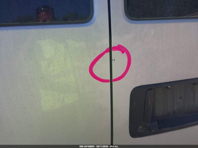 Chevrolet Express 2500 Work Van 2018 1GCWGAFG4J1272756 Image 6