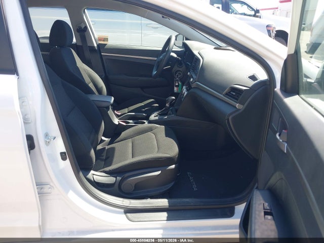 Продажа на аукционе авто 2019 Hyundai Elantra Se, vin: 5NPD74LF0KH482916, номер лота: 45104236