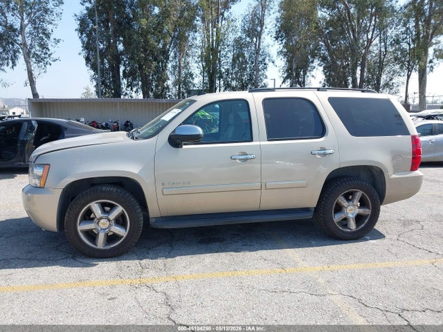 2008 Chevrolet Tahoe Ltz მანქანა იყიდება აუქციონზე, vin: 1GNFK13068R160100, აუქციონის ნომერი: 45104290