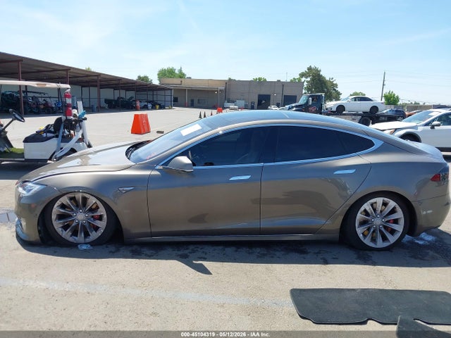 Tesla Model S 90d/p100d/p85d/p90d 2016 5YJSA1E40GF152931 Image 14