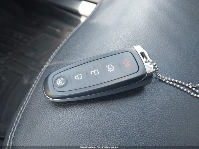 Продажа на аукционе авто 2015 Ford Escape Titanium, vin: 1FMCU0JX9FUB45144, номер лота: 45104346