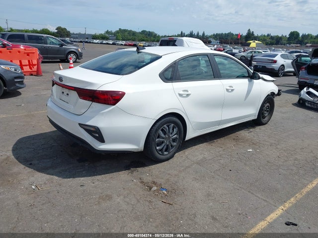 KIA FORTE FE 2020 3KPF24AD4LE235686 Image 4