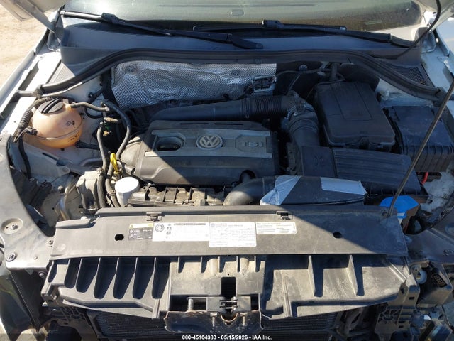 WVGAV7AX5GW017602 Volkswagen Tiguan R-line