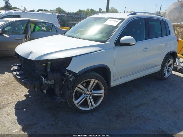 WVGAV7AX5GW017602 Volkswagen Tiguan R-line