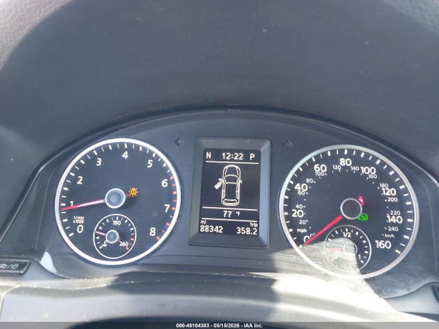 WVGAV7AX5GW017602 Volkswagen Tiguan R-line