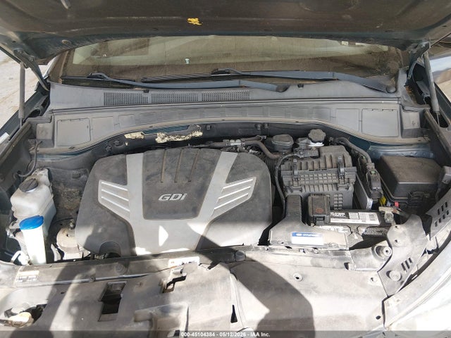 KM8SMDHF9HU219181 Hyundai Santa Fe Se