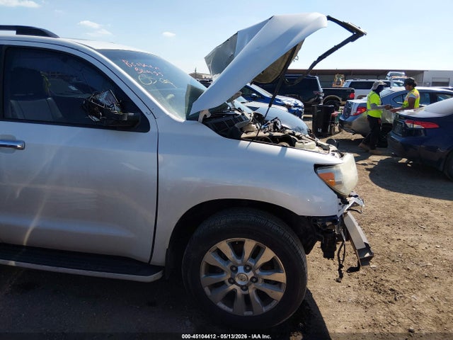 Продаж на аукціоні авто 2016 Toyota Sequoia Platinum 5.7l V8, vin: 5TDYY5G16GS065451, номер лоту: 45104412