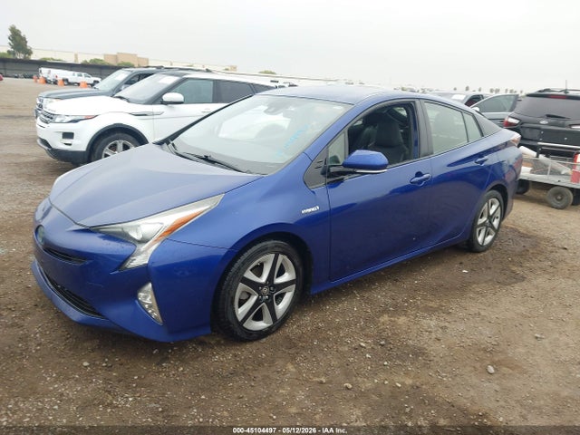 Toyota Prius Three Touring 2016 JTDKARFU8G3522629 Image 2
