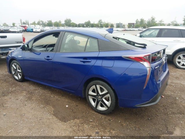 Toyota Prius Three Touring 2016 JTDKARFU8G3522629 Image 3