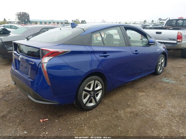 Toyota Prius Three Touring 2016 JTDKARFU8G3522629 Image 4