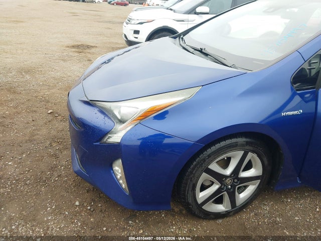 Toyota Prius Three Touring 2016 JTDKARFU8G3522629 Image 6