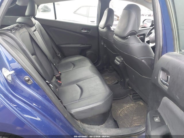 Toyota Prius Three Touring 2016 JTDKARFU8G3522629 Image 8