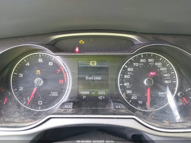 2015 Audi A4 2.0t Premium მანქანა იყიდება აუქციონზე, vin: WAUBFAFL3FN013879, აუქციონის ნომერი: 45104504
