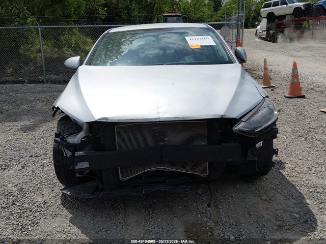 45104509 :رقم المزاد ، 5NPD84LF2JH270787 vin ، 2018 Hyundai Elantra Sel مزاد بيع