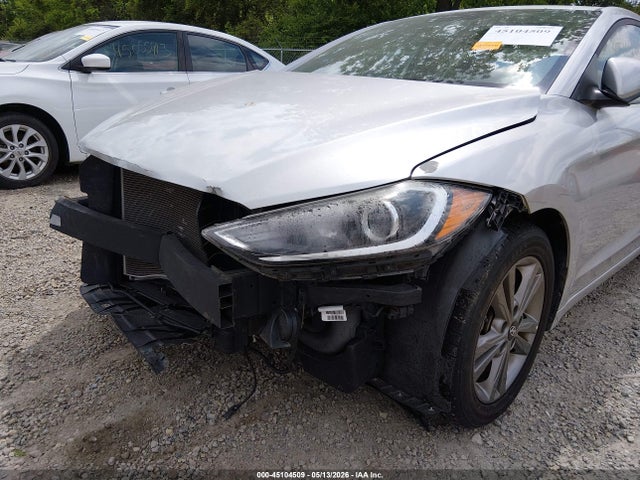 45104509 :رقم المزاد ، 5NPD84LF2JH270787 vin ، 2018 Hyundai Elantra Sel مزاد بيع