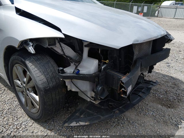 45104509 :رقم المزاد ، 5NPD84LF2JH270787 vin ، 2018 Hyundai Elantra Sel مزاد بيع