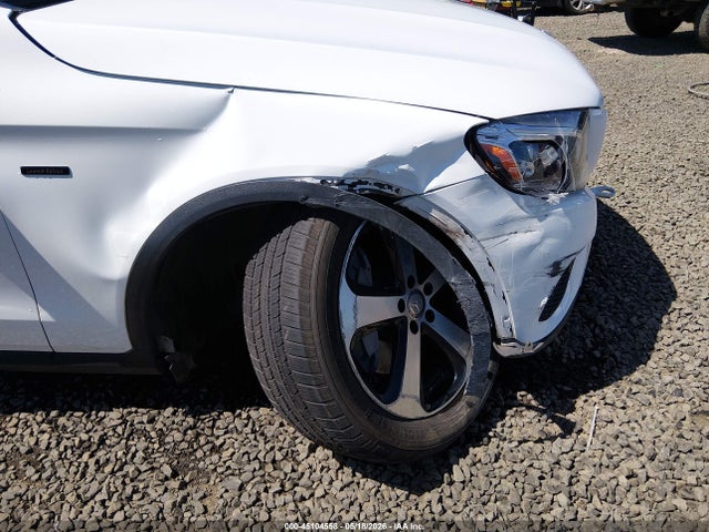Продаж на аукціоні авто 2016 Mercedes-benz Glc 300 4matic, vin: WDC0G4KB8GF057128, номер лоту: 45104558