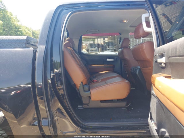 45104576 :رقم المزاد ، 5TFFY5F11BX102594 vin ، 2011 Toyota Tundra Limited 5.7l V8 مزاد بيع