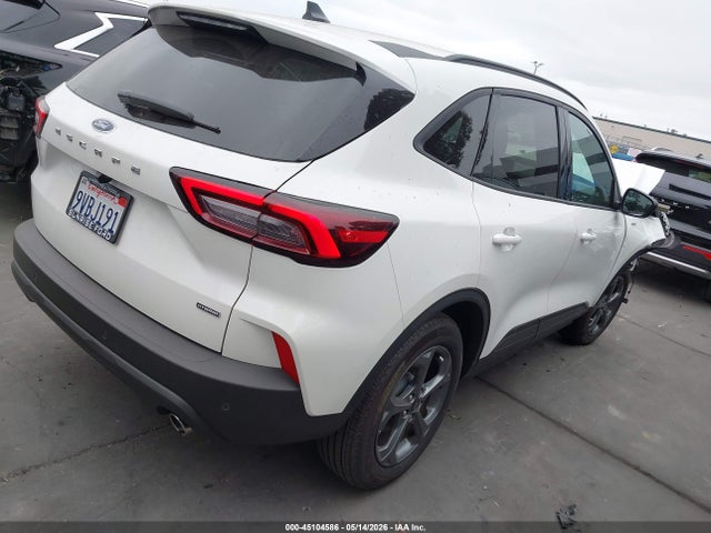 1FMCU0MZ8SUA56303 Ford Escape St-line