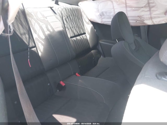 45104606 :رقم المزاد ، 2G1FB1E30F9226544 vin ، 2015 Chevrolet Camaro 2ls مزاد بيع