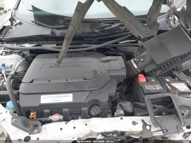 Honda Accord Touring 2016 1HGCT2B05GA005262 Image 18