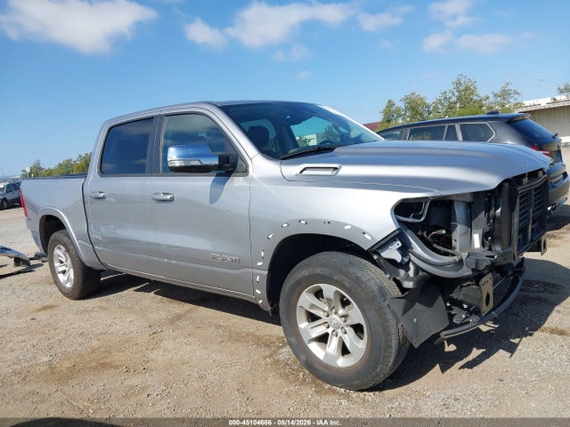 45104666 :رقم المزاد ، 1C6SRFJT1NN268521 vin ، 2022 Ram 1500 Laramie  4x4 5'7 Box مزاد بيع