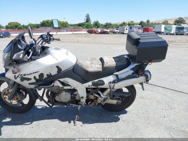 2003 Suzuki Dl1000 მანქანა იყიდება აუქციონზე, vin: JS1VT53A232100540, აუქციონის ნომერი: 45104669