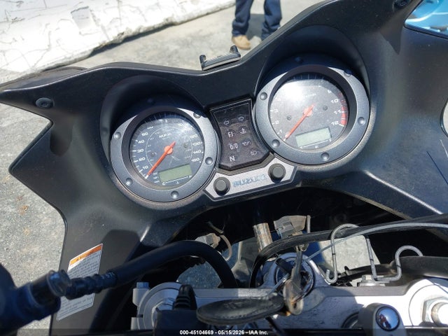 2003 Suzuki Dl1000 მანქანა იყიდება აუქციონზე, vin: JS1VT53A232100540, აუქციონის ნომერი: 45104669