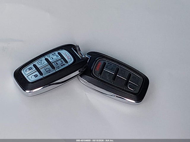2019 Chrysler Pacifica Limited მანქანა იყიდება აუქციონზე, vin: 2C4RC1GG1KR549187, აუქციონის ნომერი: 45104689
