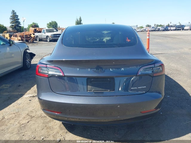 2022 Tesla Model 3 Long Range Dual Motor All-wheel Drive მანქანა იყიდება აუქციონზე, vin: 5YJ3E1EB6NF204745, აუქციონის ნომერი: 45104719